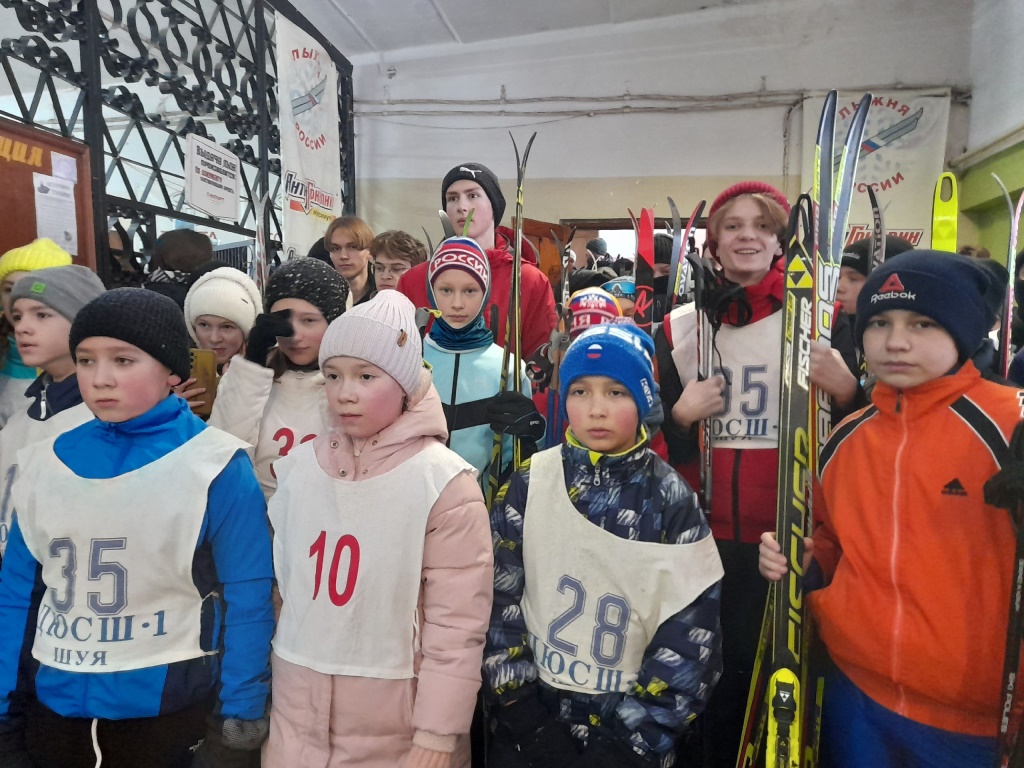 Победители лыжных гонок среди ШСК.