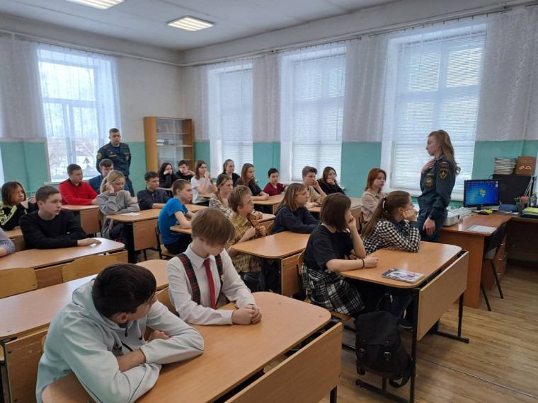 Тематическое занятие, посвященное Дню гражданской обороны.